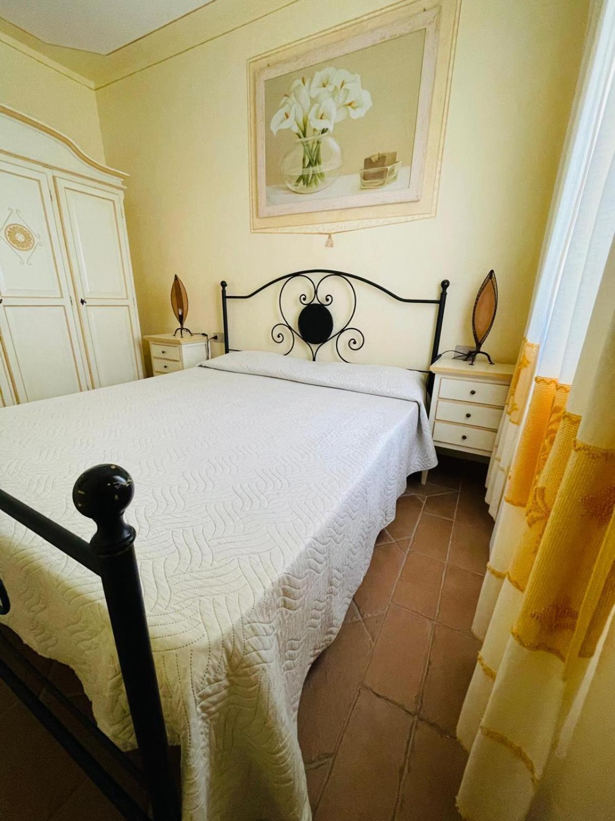 Appartamento Le Querce Vaccileddi Bagian luar foto